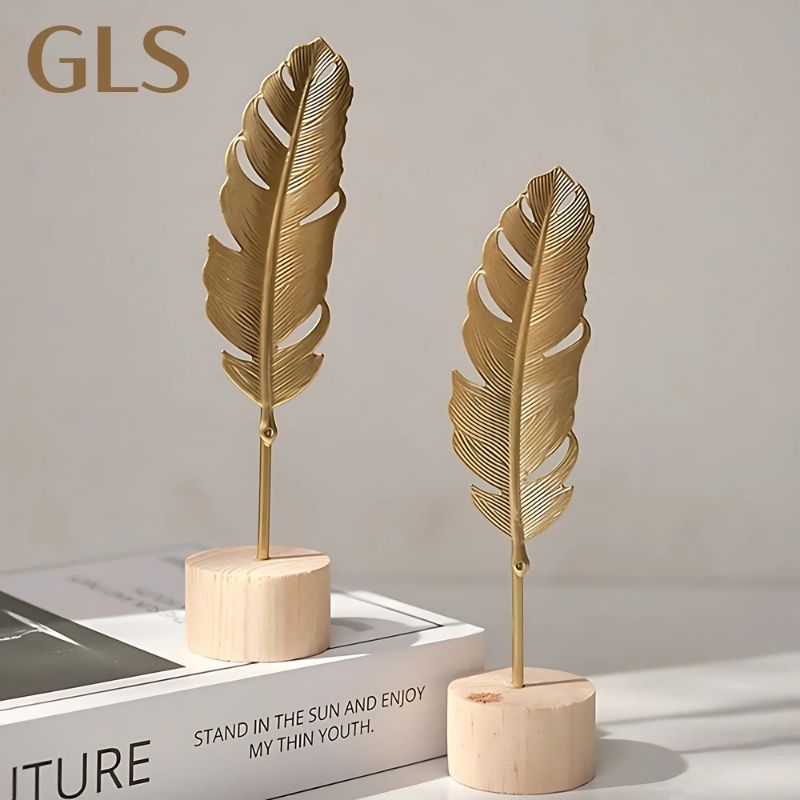 Nordic Golden Decorative Leaf GLS™